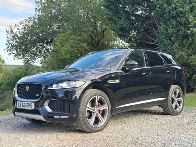 2025 Jaguar F-pace