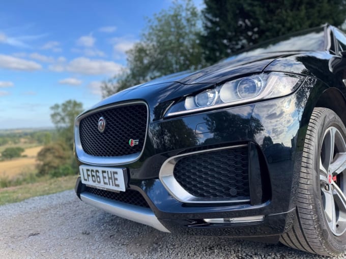2025 Jaguar F-pace