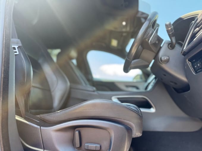 2025 Jaguar F-pace