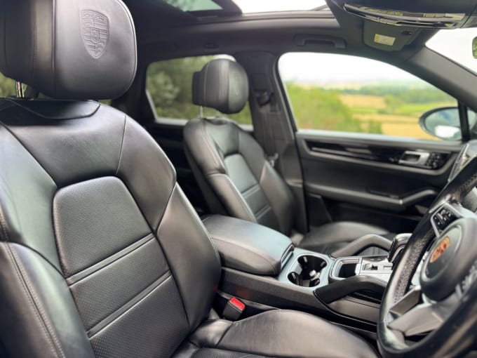 2025 Porsche Cayenne