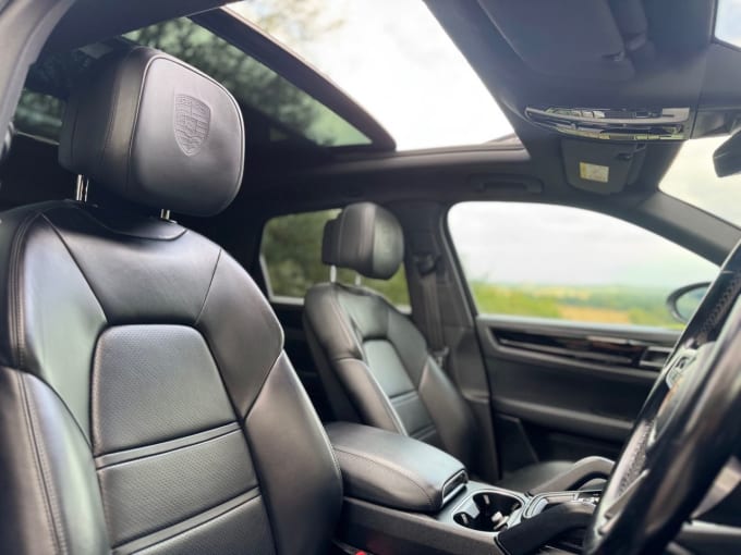 2025 Porsche Cayenne