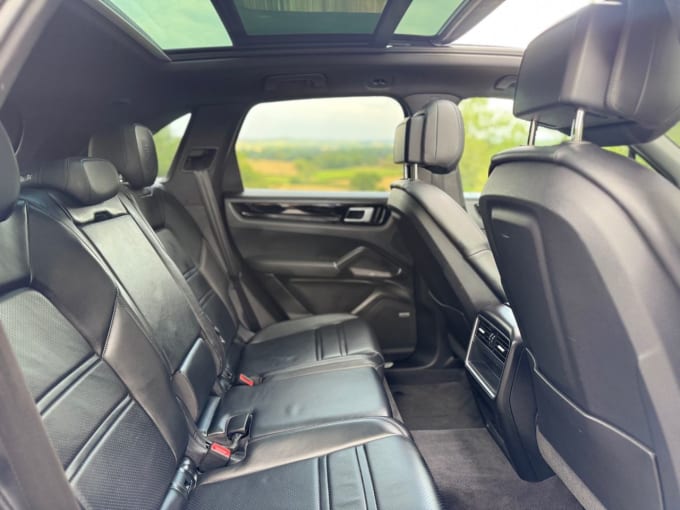 2025 Porsche Cayenne