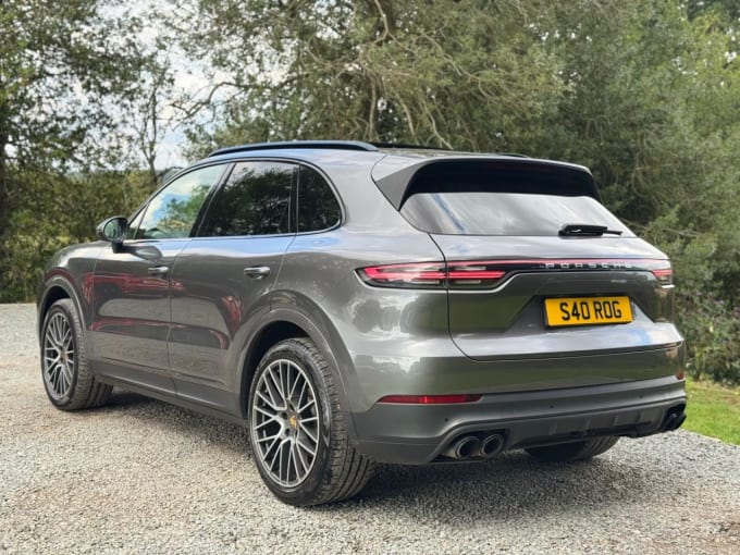 2025 Porsche Cayenne