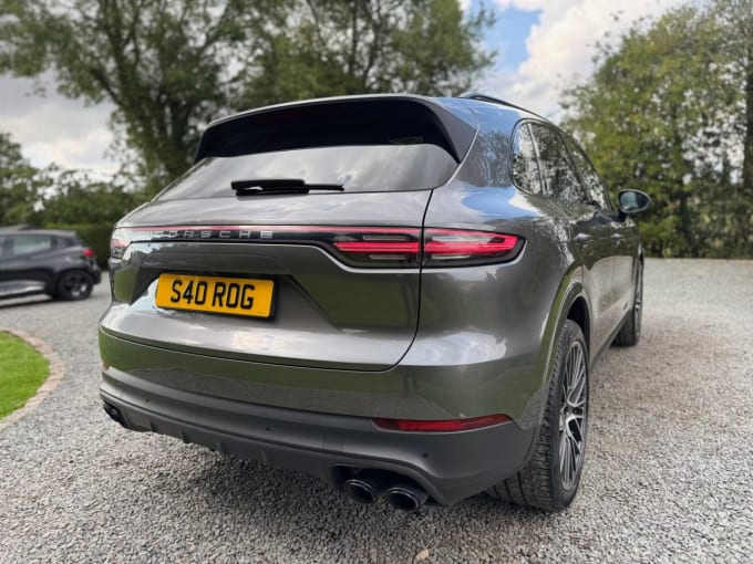 2025 Porsche Cayenne