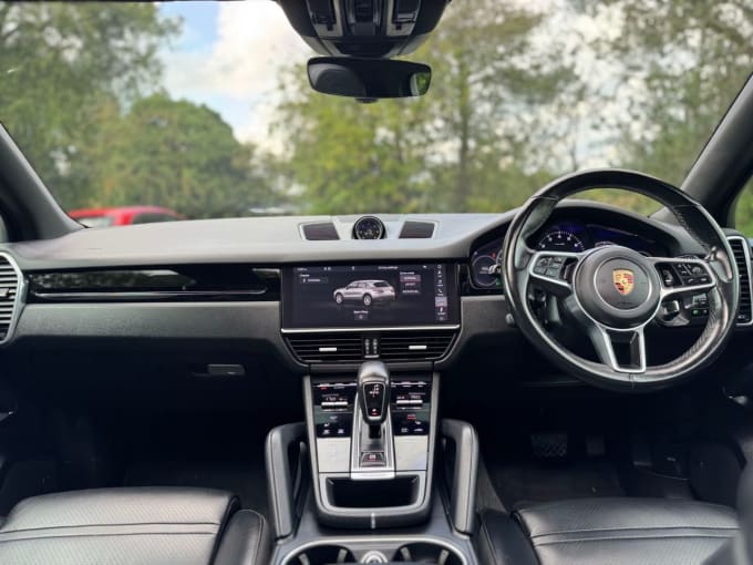 2025 Porsche Cayenne