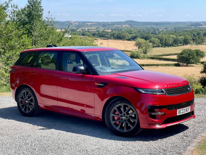 2025 Land Rover Range Rover Sport