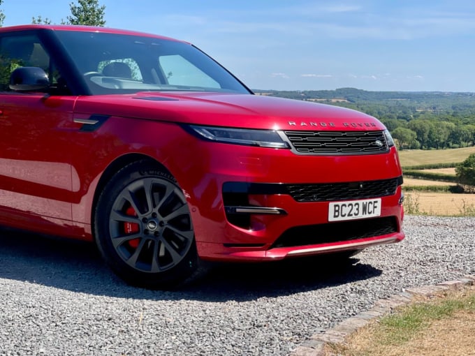 2025 Land Rover Range Rover Sport