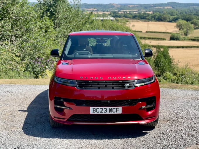 2025 Land Rover Range Rover Sport