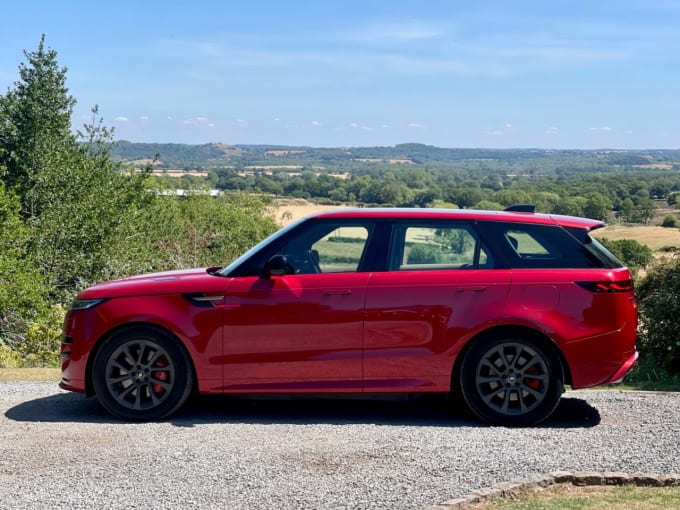 2025 Land Rover Range Rover Sport