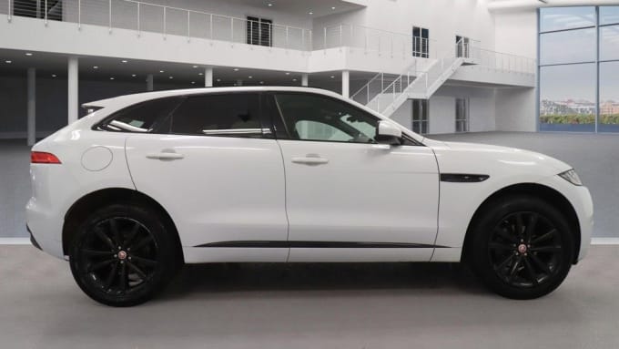 2025 Jaguar F-pace