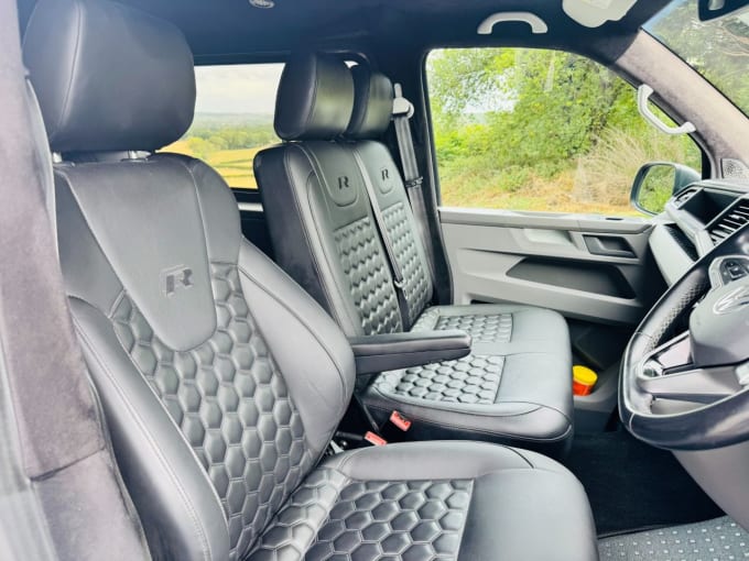 2025 Volkswagen Transporter