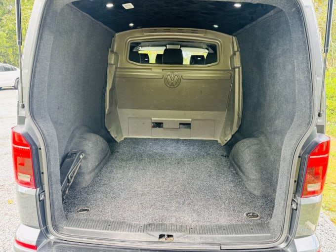 2025 Volkswagen Transporter