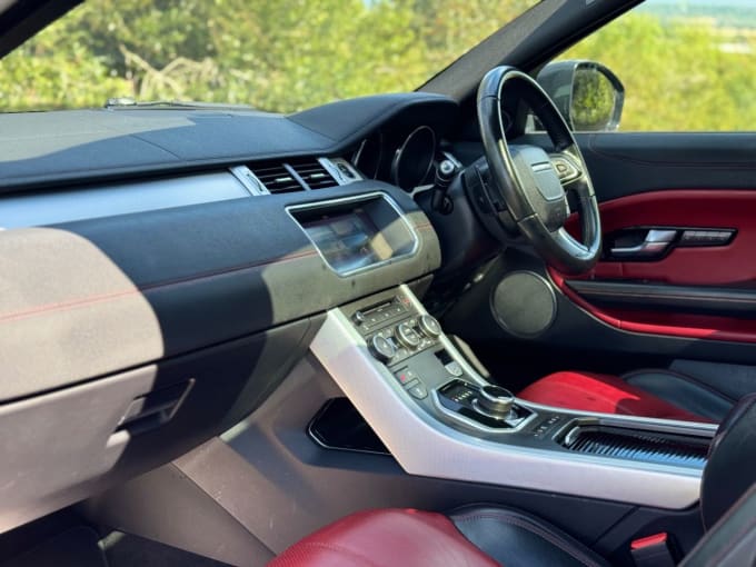 2025 Land Rover Range Rover Evoque