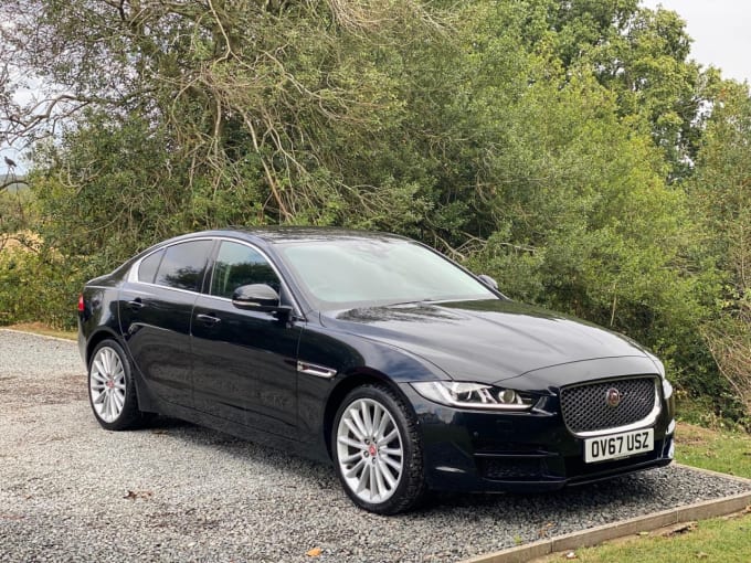 2025 Jaguar Xe