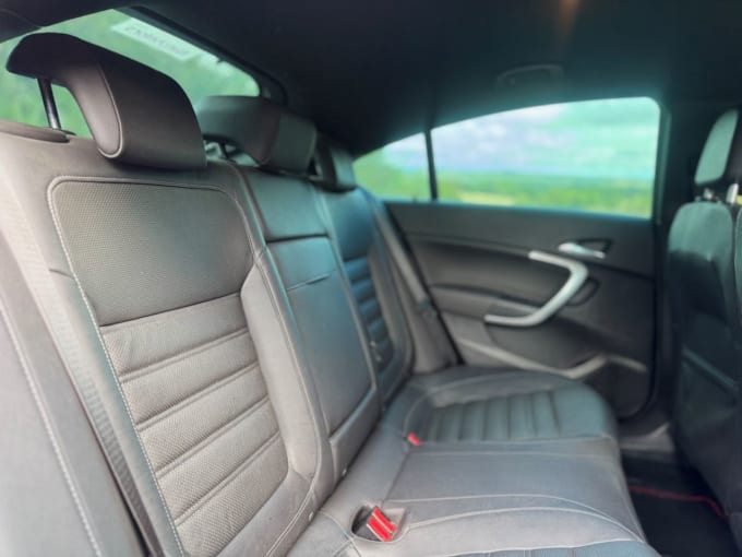 2025 Vauxhall Insignia
