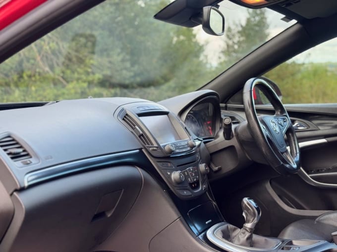 2025 Vauxhall Insignia