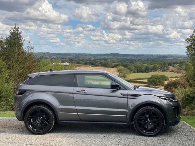 2025 Land Rover Range Rover Evoque
