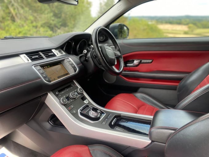 2025 Land Rover Range Rover Evoque