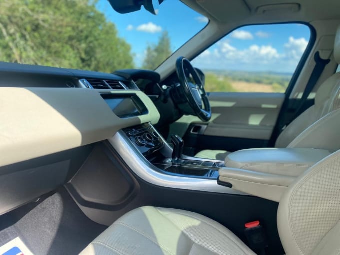 2025 Land Rover Range Rover Sport