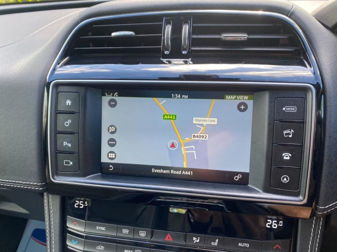2025 Jaguar F-pace