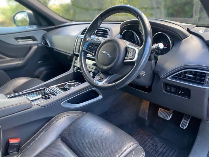 2025 Jaguar F-pace