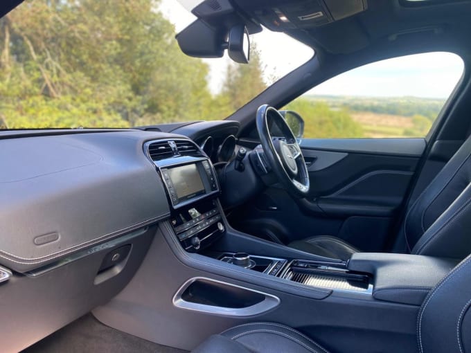 2025 Jaguar F-pace