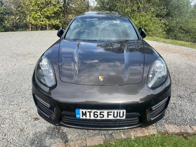 2025 Porsche Panamera
