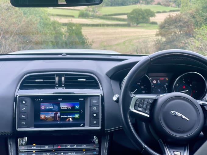 2018 Jaguar F-pace