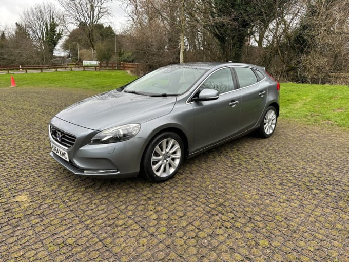 2014 Volvo V40