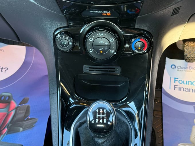 2025 Ford Fiesta