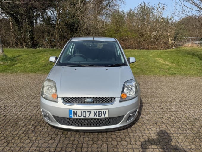 2025 Ford Fiesta