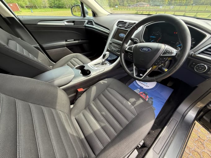 2025 Ford Mondeo