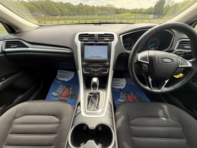 2025 Ford Mondeo