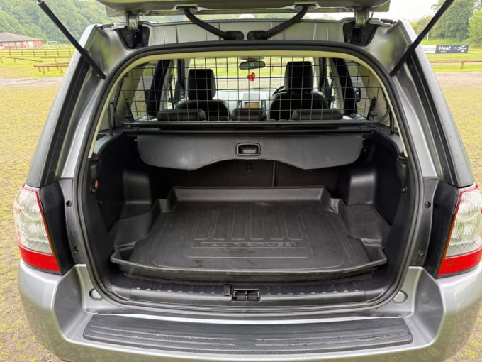2025 Land Rover Freelander 2