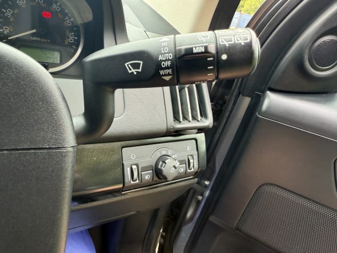 2025 Land Rover Freelander 2