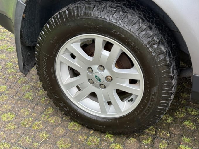 2025 Land Rover Freelander 2