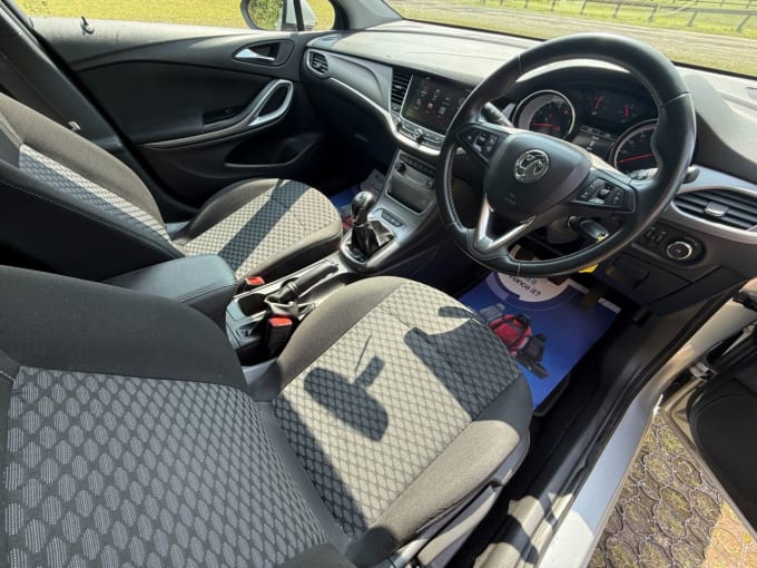2025 Vauxhall Astra