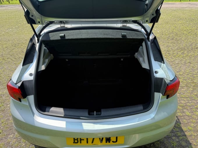 2025 Vauxhall Astra