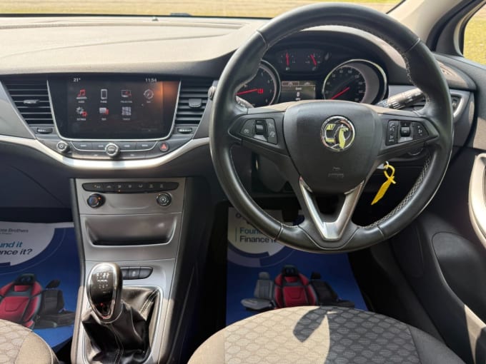 2025 Vauxhall Astra