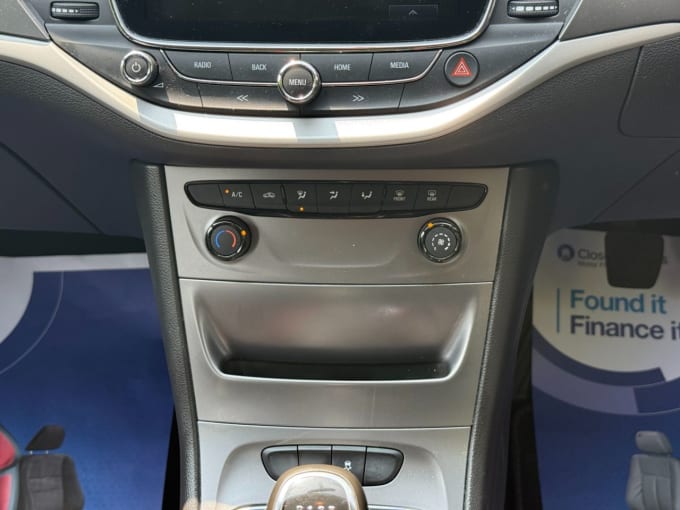 2025 Vauxhall Astra