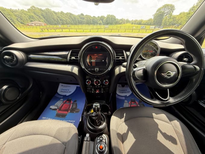 2025 Mini Hatch