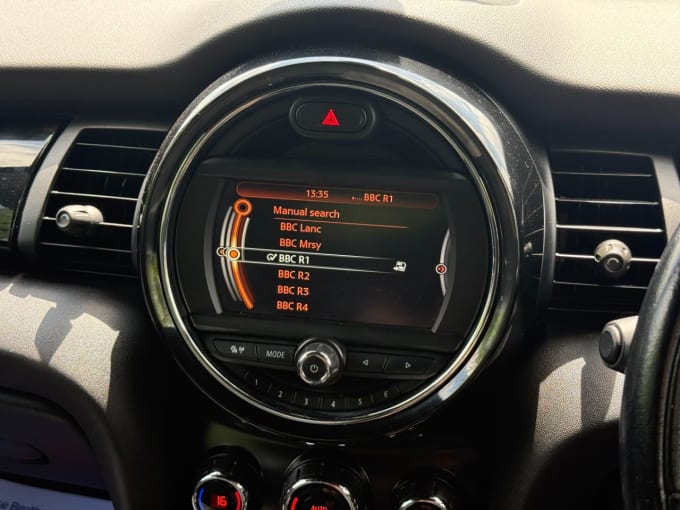 2025 Mini Hatch