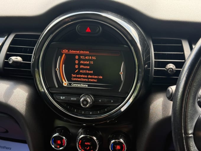 2025 Mini Hatch