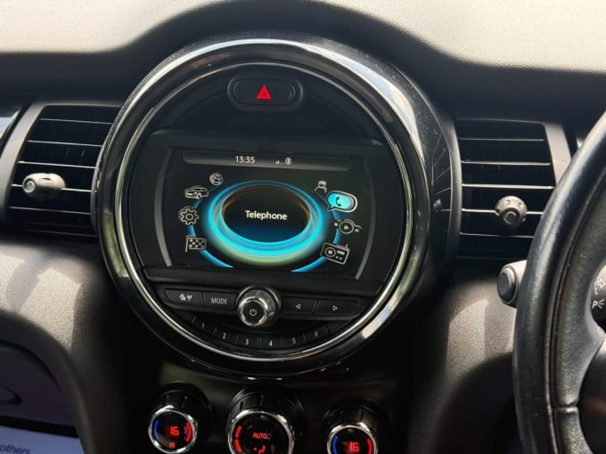 2025 Mini Hatch