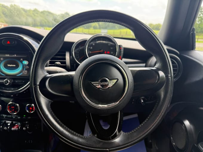 2025 Mini Hatch