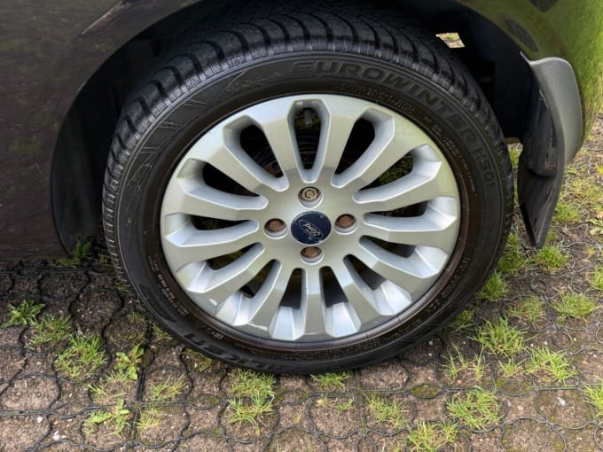 2025 Ford Ka