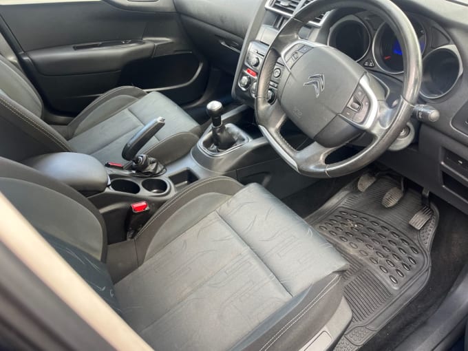 2025 Citroen C4