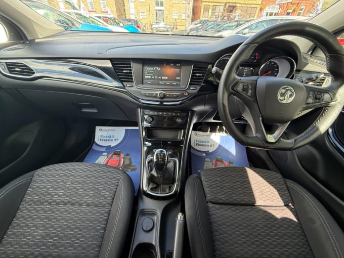 2025 Vauxhall Astra