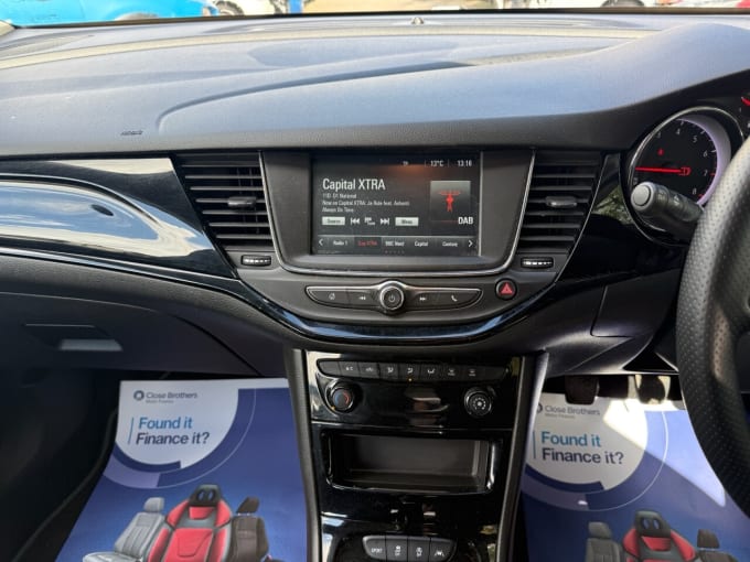 2025 Vauxhall Astra