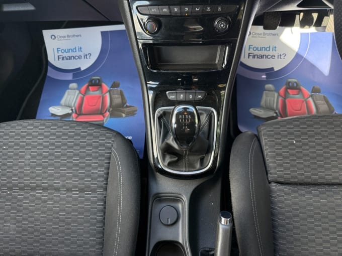 2025 Vauxhall Astra